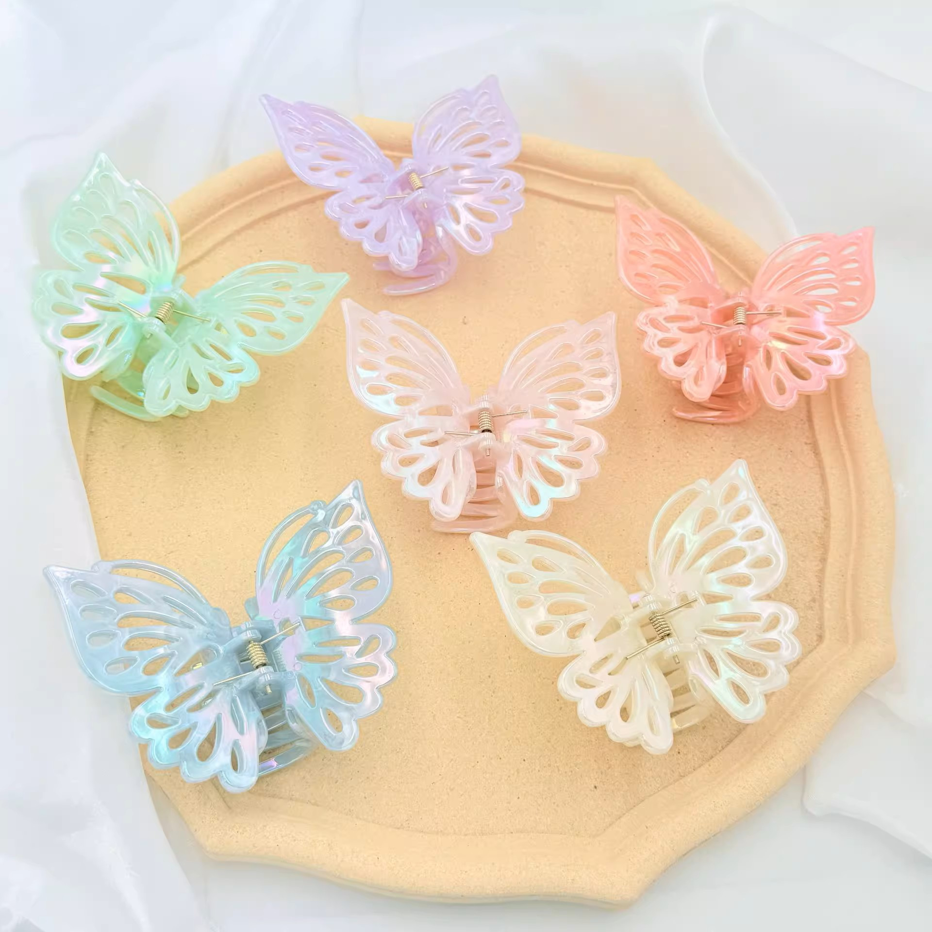 Butterfly Clip