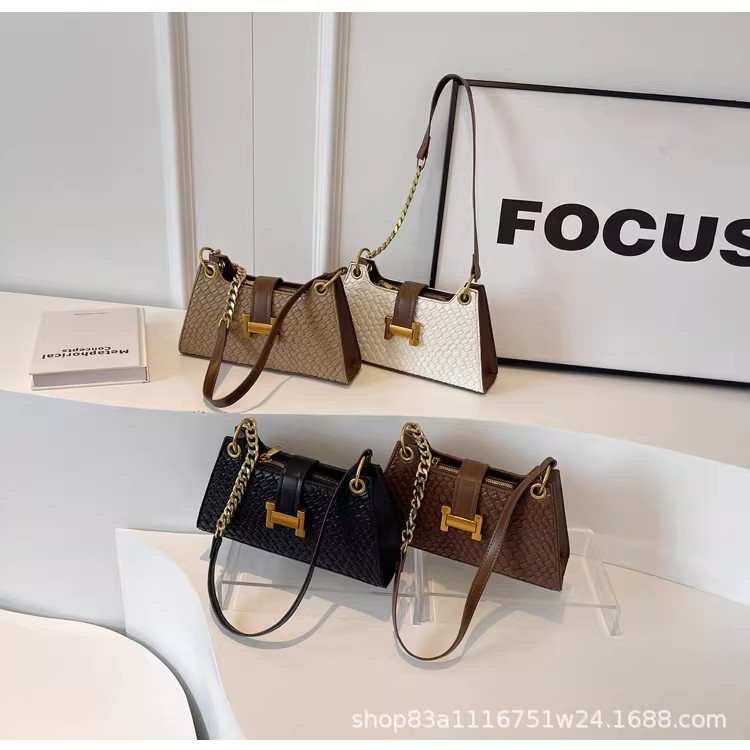 BUCKLE BAG PREMIUM